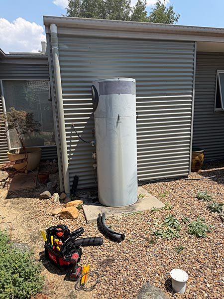 1 old broken down vulcan heat pump